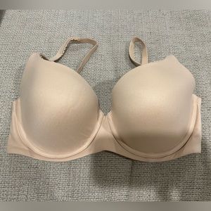 VICTORIAS SECRET 34DDD Body By Victoria Lined Demi Bra-nude